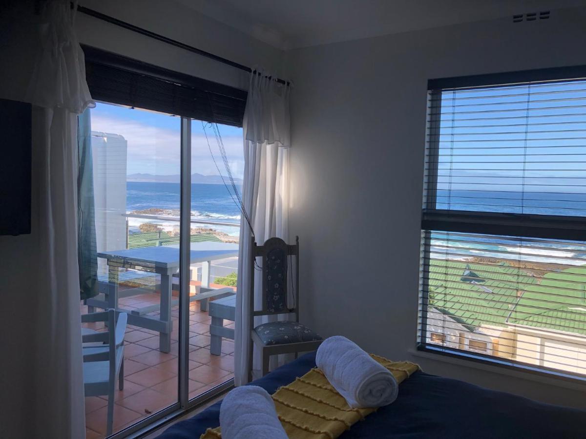 Whale Rock Estate Hermanus Sea View Apartment Bagian luar foto