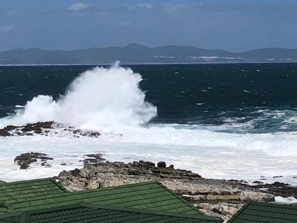 Whale Rock Estate Hermanus Sea View Apartment Bagian luar foto